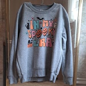 Gray Halloween Graphic Women's Crew Neck Sweater